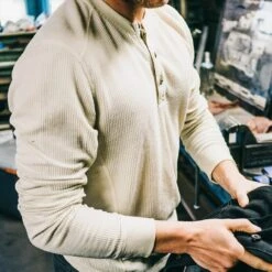 TAD Primer Henley Black -Outdoor Equipment Store 1640872798.1280.1280 44894.1640873121