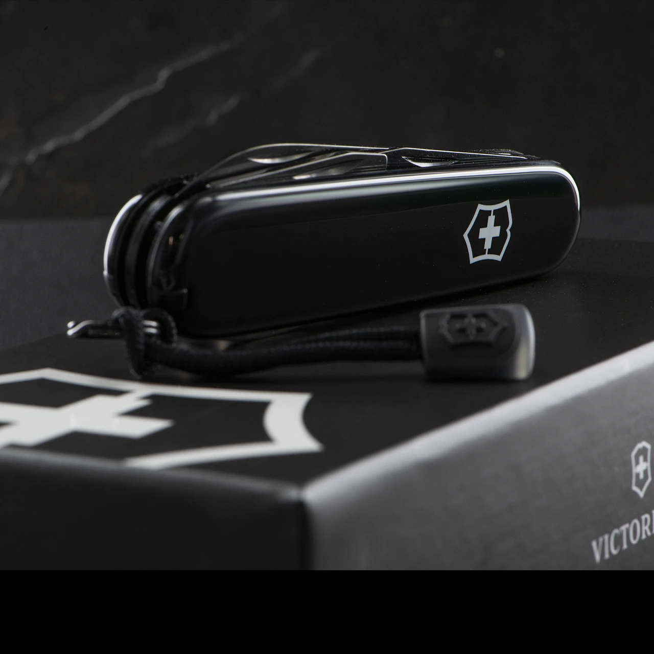 Victorinox Spartan Onyx Black 4 Victorinox Spartan Onyx Black - Image 4