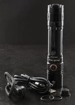 Fenix PD35 V3.0 14 Fenix PD35 V3.0 -Outdoor Equipment Store FENIX PD35 V3.0.5 49293.1631712335