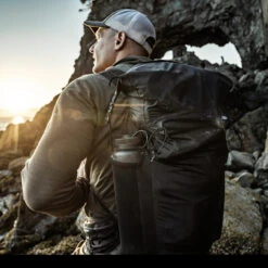 Matador Freerain 28 Waterproof Packable Backpack 14 Matador Freerain 28 Waterproof Packable Backpack -Outdoor Equipment Store MAT FR283001BK 31099.1634142026