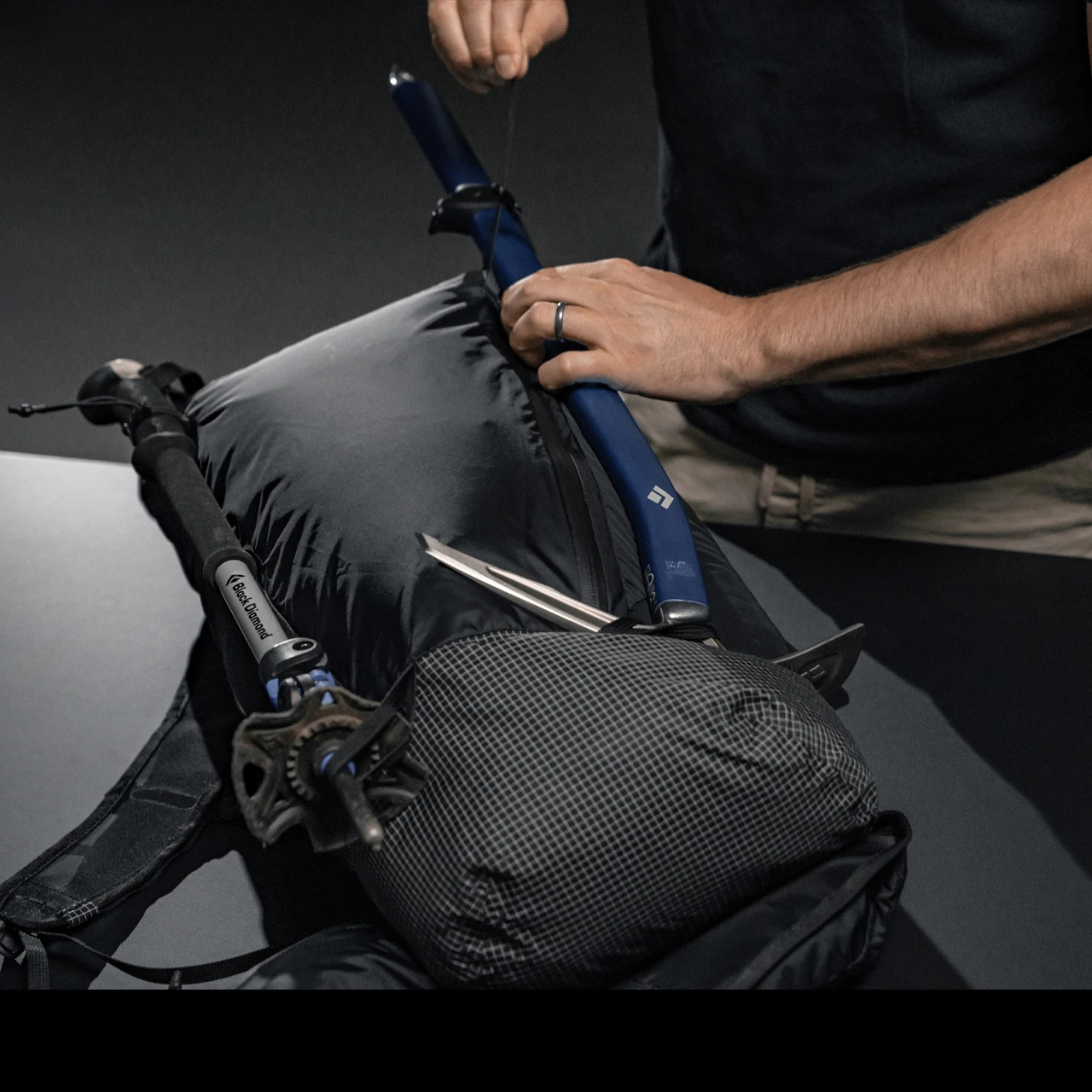 Matador Freerain 28 Waterproof Packable Backpack 9 Matador Freerain 28 Waterproof Packable Backpack - Image 9