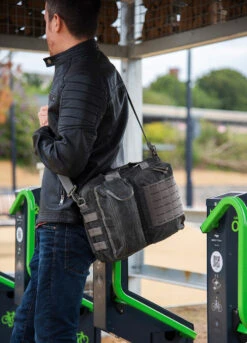 Magforce Recruit Briefcase Waxed Canvas -Outdoor Equipment Store MF W0343 Boutdoor 52555.1689852909.1280.1280 79075.1689945535