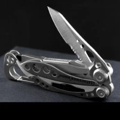 Leatherman Skeletool 17 Leatherman Skeletool -Outdoor Equipment Store WIT LT85.4 66465.1650445555.1280.1280 00700.1650469396