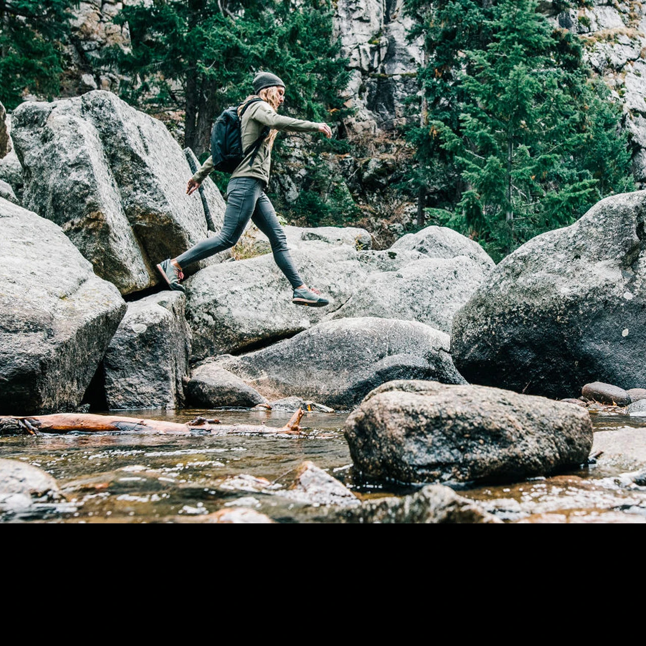 TAD Women Valkyrie Jacket Ghost 6 TAD Women Valkyrie Jacket Ghost - Image 6