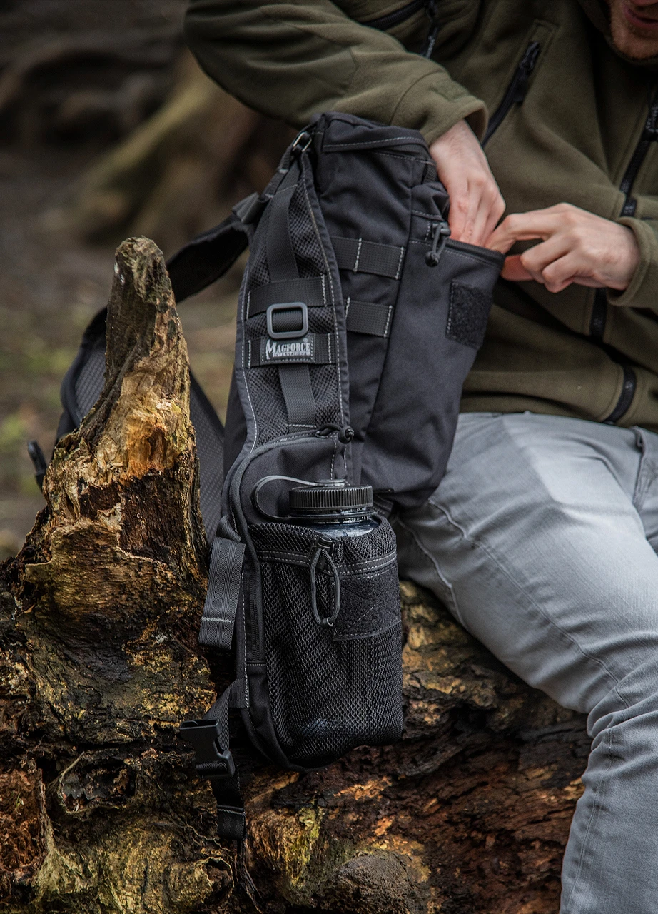 Magforce IMBS 16" Stealth Hiker 500D Waterproof 1 Magforce IMBS 16" Stealth Hiker 500D Waterproof