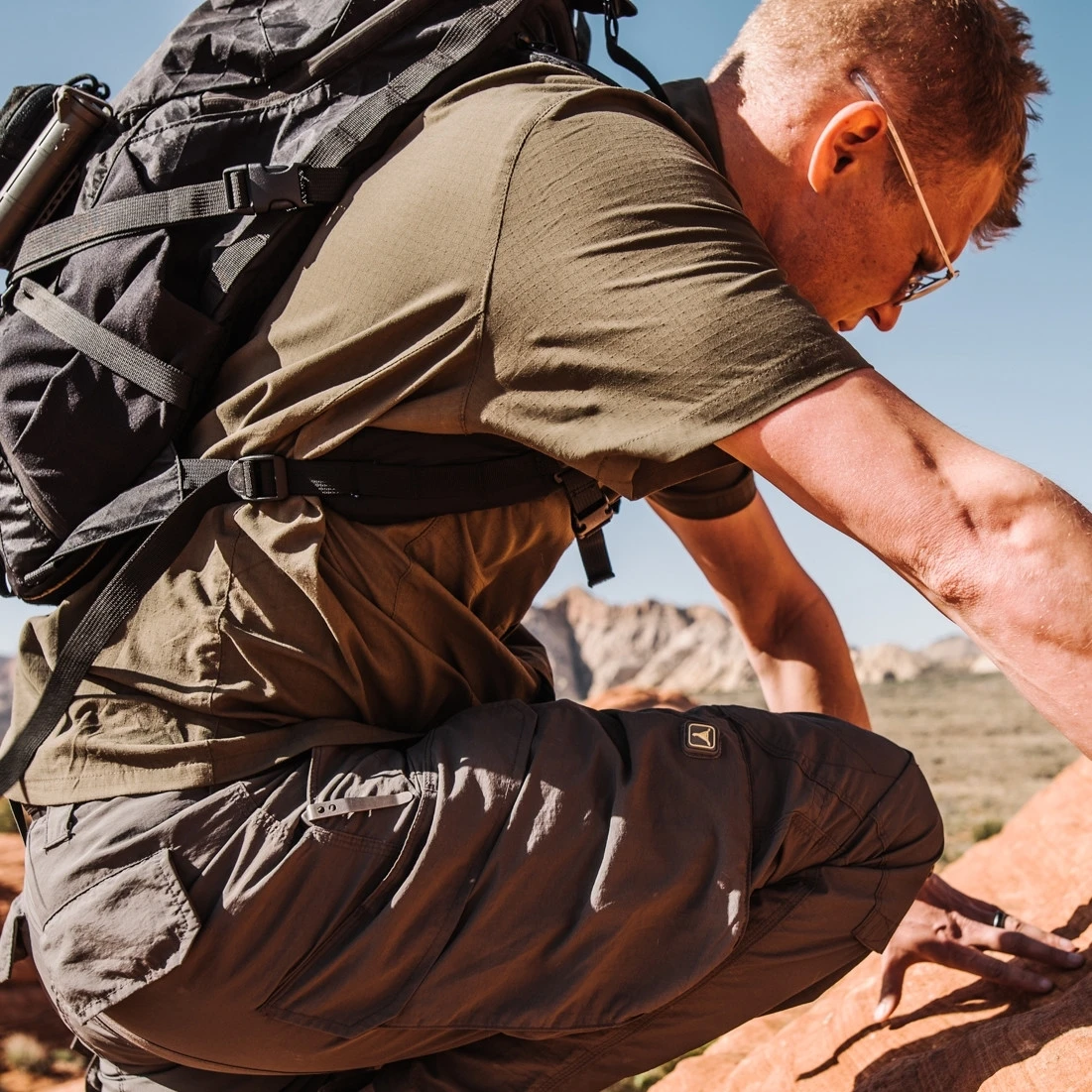 TAD Latitude Field Shirt Short Sleeve Tarmac 4 TAD Latitude Field Shirt Short Sleeve Tarmac - Image 4