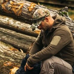 TAD Ranger Hoodie LT Patched Black -Outdoor Equipment Store tad lt ranp hddet6 11272.1647434001