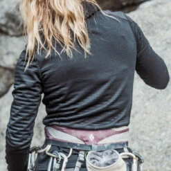 TAD Women Storm Pullover Loden Green -Outdoor Equipment Store tad stormdet 30759.1642758918